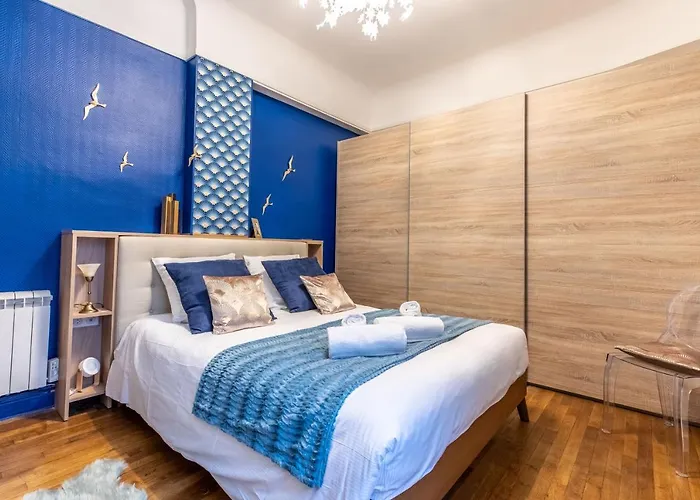 International Rosa Blue - Design - Centre Ville - Ancien Palace